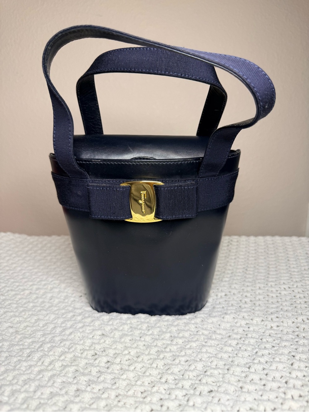 Salvatore Ferragamo Vara Bow Bucket Bag Black Leather